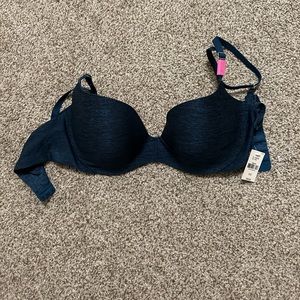 Victoria Secret Light Lift Bra